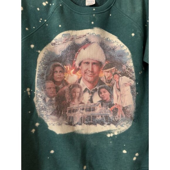 Time & Tru National Lampoon's Christmas Vacation Distressed Sweatshirt Sz M (C2) - Picture 3 of 5